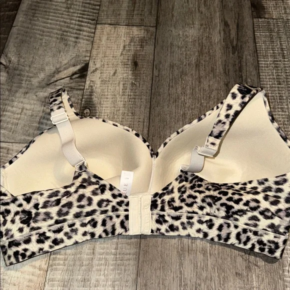 Cacique Black and Cream Leopard Print Bra-size 40C - Picture 5 of 7